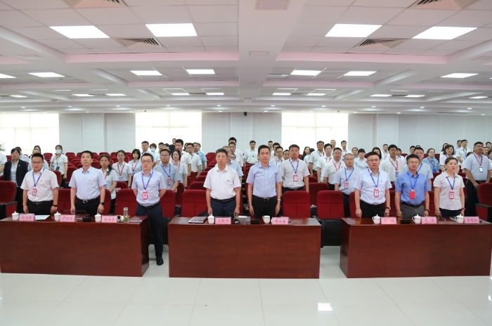 【祖国万岁！中国共产党万岁！】mg冰球突破药业党委组织观看庆祝中国共产党成立100周年大会