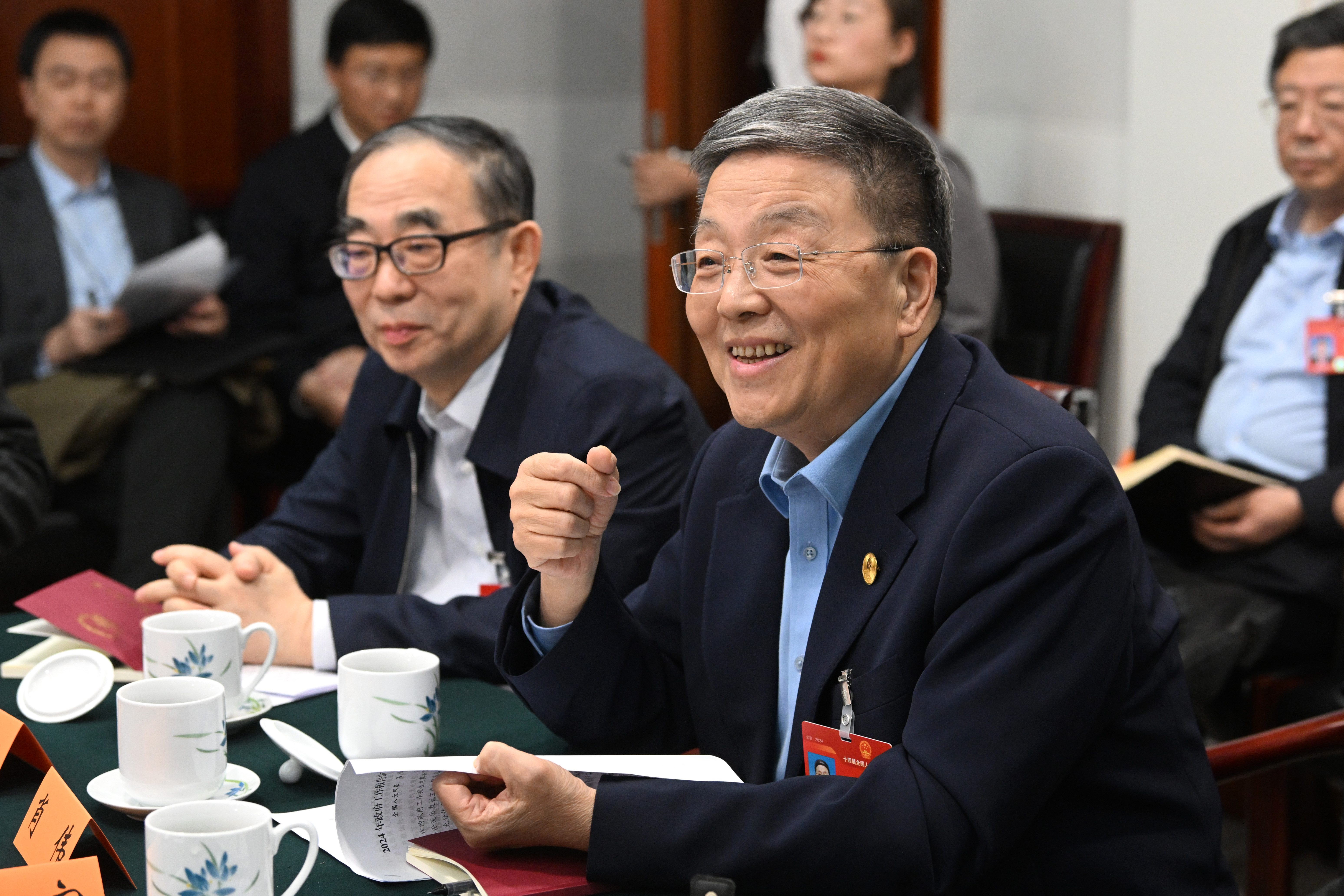 两会聚焦|中央级媒体新华社、新华网关注报道肖伟代表建议